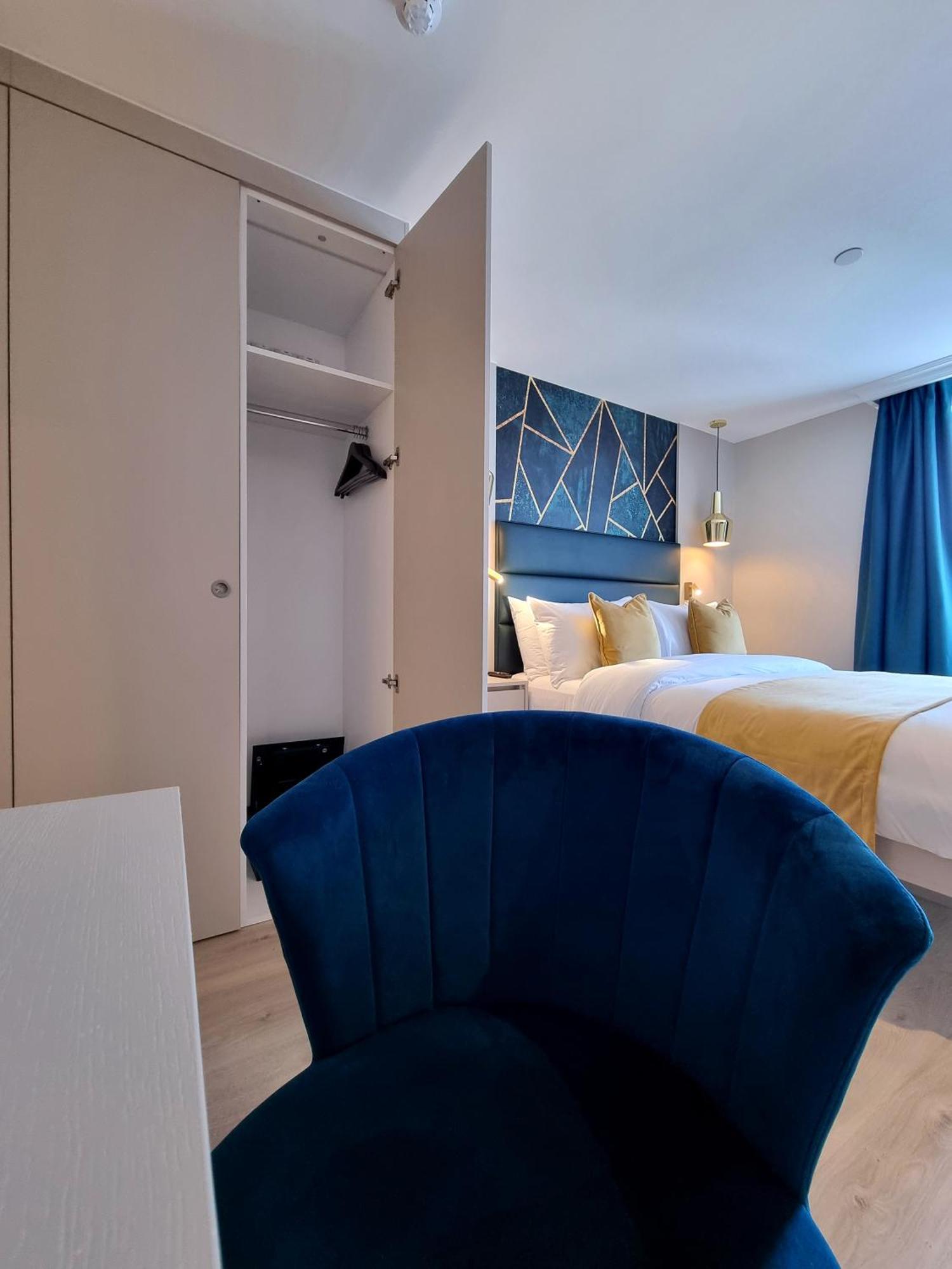 West Brompton Studios Лондон Екстериор снимка
